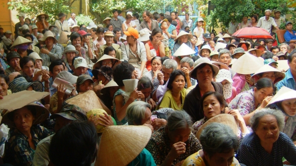 Bằng tất cả tấm lòng