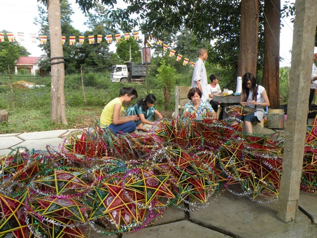 Trăng Mùa Tây Nguyên