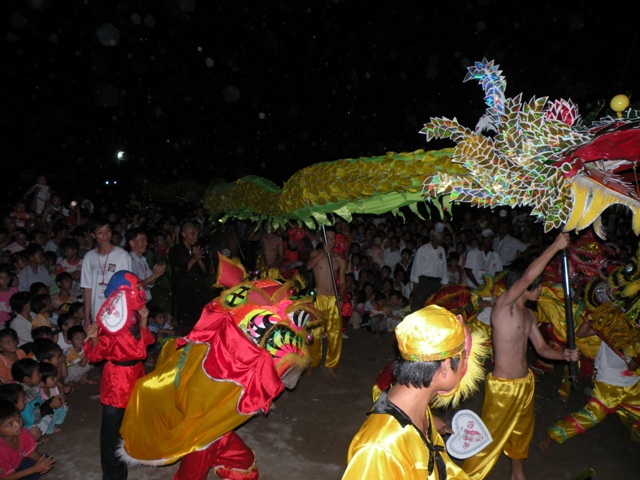 Trăng Mùa Tây Nguyên