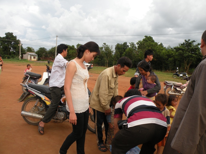 Trăng Mùa Tây Nguyên
