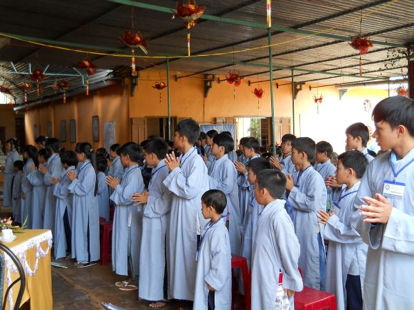 Đắk Lắk: Khai giảng khóa tu Những búp sen non tại chùa Linh Sơn
