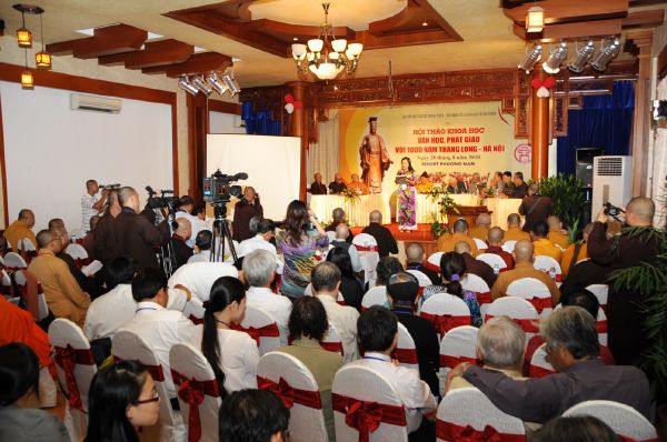 Chùm ảnh: Hội thảo khoa học &quot;Văn học, Phật giáo với 1000 năm Thăng Long&quot;