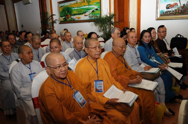 Chùm ảnh: Hội thảo khoa học &quot;Văn học, Phật giáo với 1000 năm Thăng Long&quot;