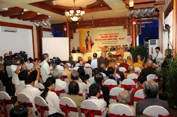 Chùm ảnh: Hội thảo khoa học &quot;Văn học, Phật giáo với 1000 năm Thăng Long&quot;