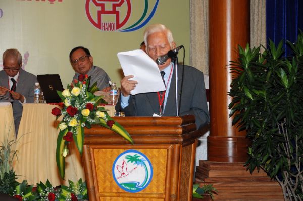 Chùm ảnh: Hội thảo khoa học &quot;Văn học, Phật giáo với 1000 năm Thăng Long&quot;