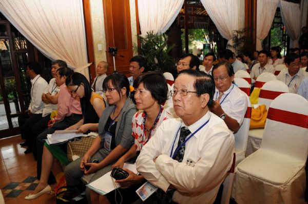 Chùm ảnh: Hội thảo khoa học &quot;Văn học, Phật giáo với 1000 năm Thăng Long&quot;