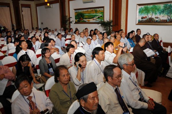 Chùm ảnh: Hội thảo khoa học &quot;Văn học, Phật giáo với 1000 năm Thăng Long&quot;