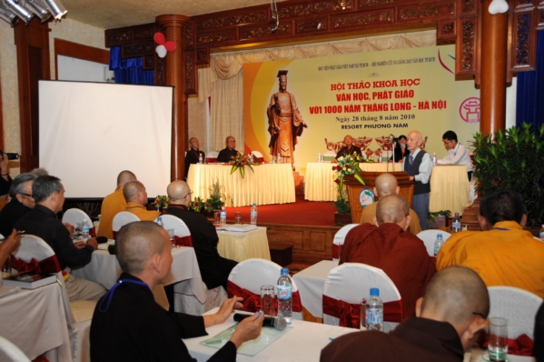 Chùm ảnh: Hội thảo khoa học &quot;Văn học, Phật giáo với 1000 năm Thăng Long&quot;
