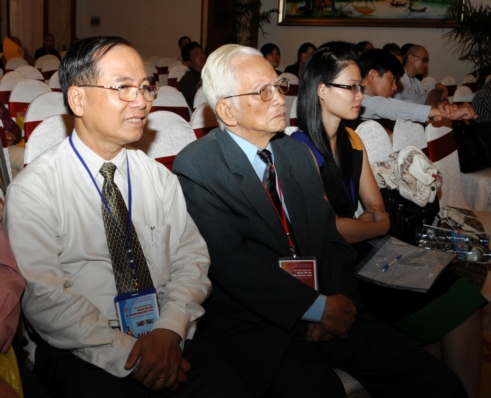 Chùm ảnh: Hội thảo khoa học &quot;Văn học, Phật giáo với 1000 năm Thăng Long&quot;