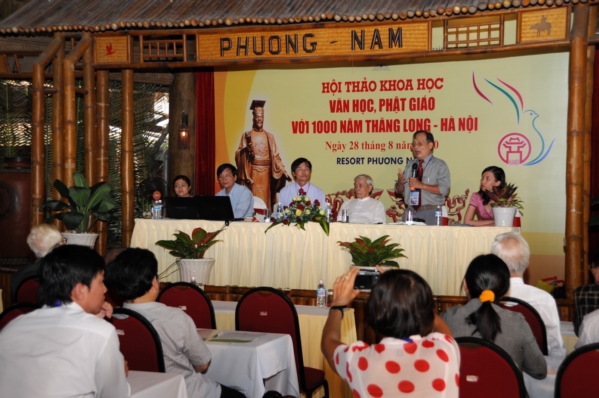 Chùm ảnh: Hội thảo khoa học &quot;Văn học, Phật giáo với 1000 năm Thăng Long&quot;