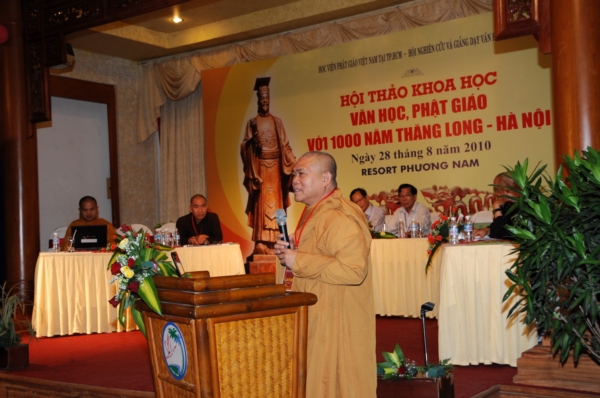 Chùm ảnh: Hội thảo khoa học &quot;Văn học, Phật giáo với 1000 năm Thăng Long&quot;