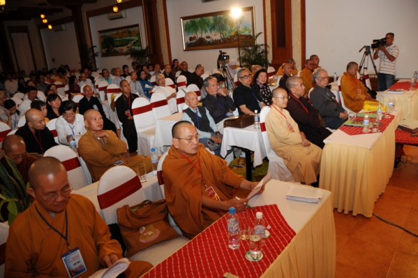 Chùm ảnh: Hội thảo khoa học &quot;Văn học, Phật giáo với 1000 năm Thăng Long&quot;