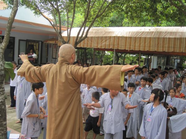 Chùm ảnh sinh hoạt khóa tu Hương sen mùa hạ