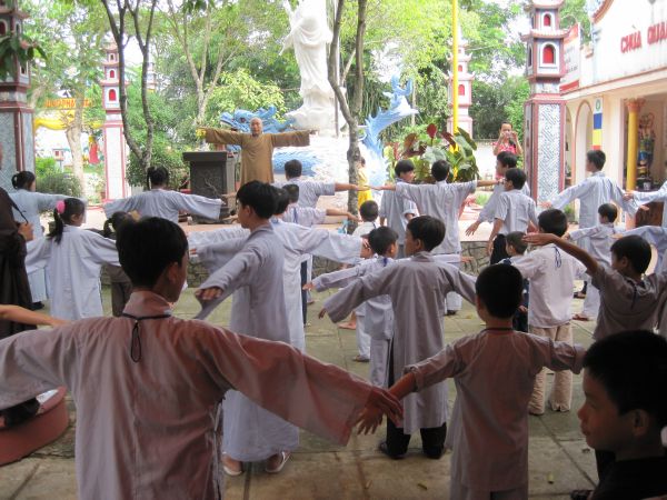 Chùm ảnh sinh hoạt khóa tu Hương sen mùa hạ