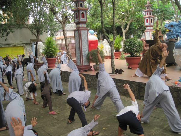 Chùm ảnh sinh hoạt khóa tu Hương sen mùa hạ