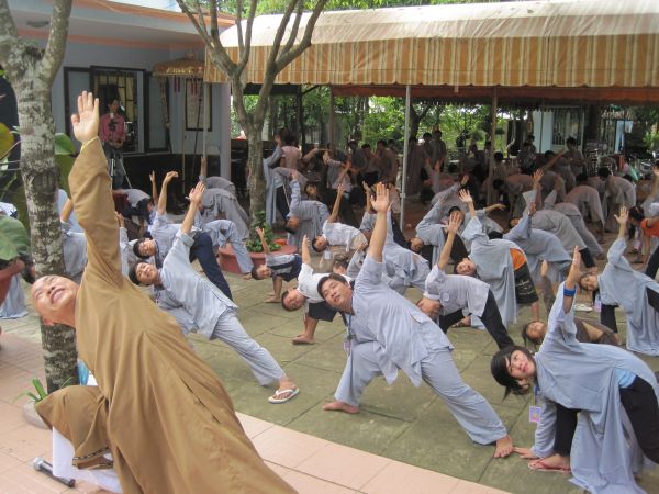 Chùm ảnh sinh hoạt khóa tu Hương sen mùa hạ