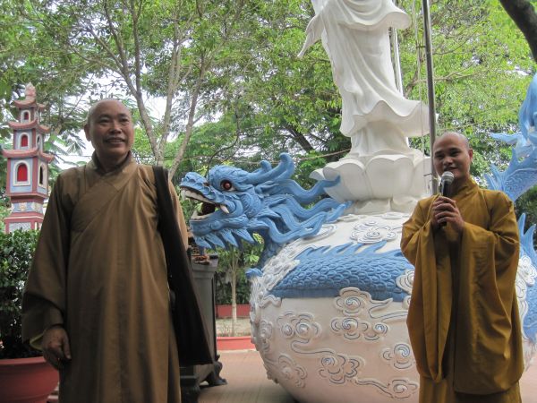 Chùm ảnh sinh hoạt khóa tu Hương sen mùa hạ