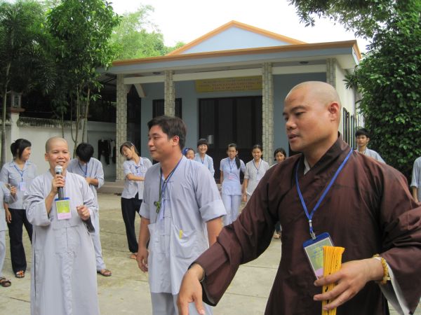Chùm ảnh sinh hoạt khóa tu Hương sen mùa hạ