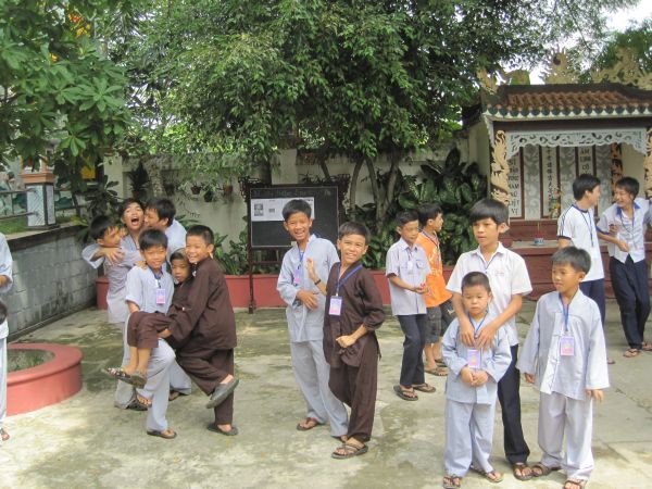 Chùm ảnh sinh hoạt khóa tu Hương sen mùa hạ