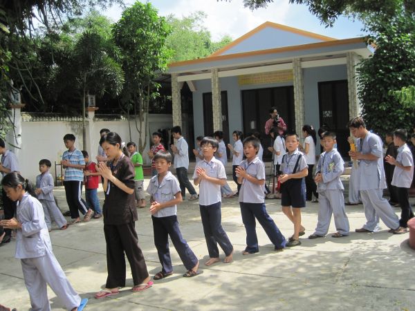 Chùm ảnh sinh hoạt khóa tu Hương sen mùa hạ