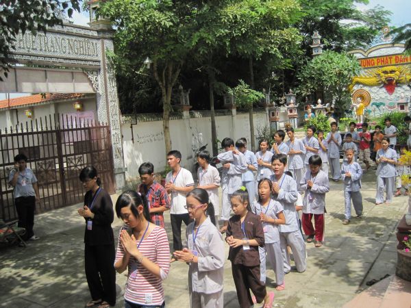 Chùm ảnh sinh hoạt khóa tu Hương sen mùa hạ