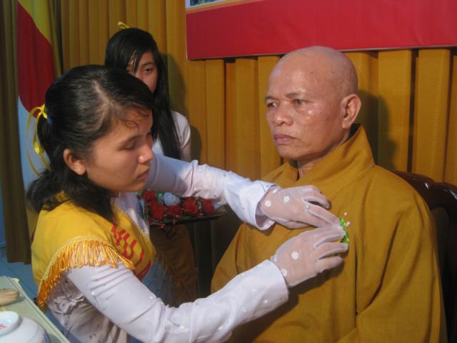 TP. HCM: Hơn 2000 người tham dự đại lễ Vu lan báo hiếu tại chùa Quang Thọ - Hóc Môn