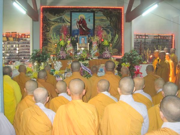 TP.HCM: Chùa Linh Sơn lễ Húy kỵ tưởng nhớ ân Sư
