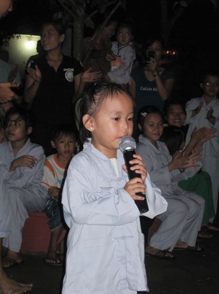 Khóa tu Hương sen mùa hạ làm lễ kết khóa
