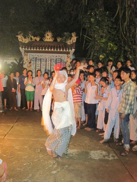 Khóa tu Hương sen mùa hạ làm lễ kết khóa
