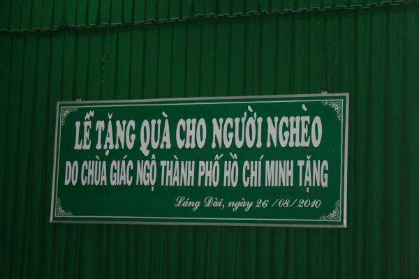 Đạo Phật Ngày Nay làm từ thiện tại Bà Rịa - Vũng Tàu