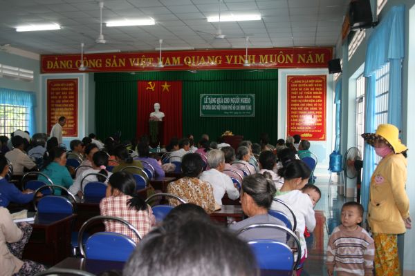 Đạo Phật Ngày Nay làm từ thiện tại Bà Rịa - Vũng Tàu