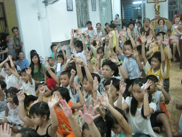 TPHCM: Đêm hội Trăng rằm tại chùa Giác Huệ
