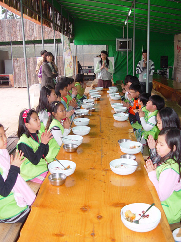 Việt - Hàn Phật giáo cùng quan tâm đến thế hệ Thanh thiếu niên