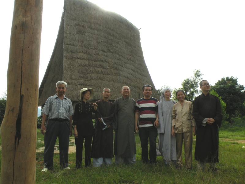 Trăng Mùa Tây Nguyên
