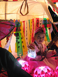 Lịch sử lễ hội đèn hoa sen (Yeondeunghoe - Lotus Lanterns) Hàn Quốc