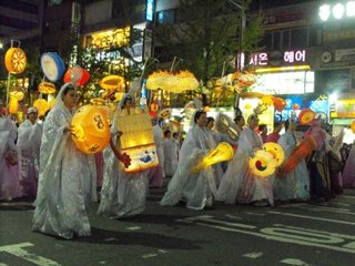 Lịch sử lễ hội đèn hoa sen (Yeondeunghoe - Lotus Lanterns) Hàn Quốc