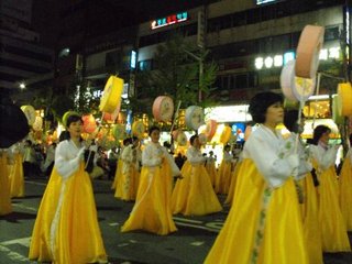 Lịch sử lễ hội đèn hoa sen (Yeondeunghoe - Lotus Lanterns) Hàn Quốc