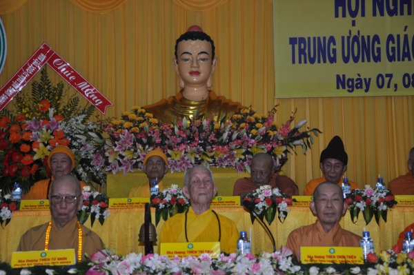 Chùm ảnh: Khai mạc Hội nghị kỳ 4 khóa VI TW GHPGVN