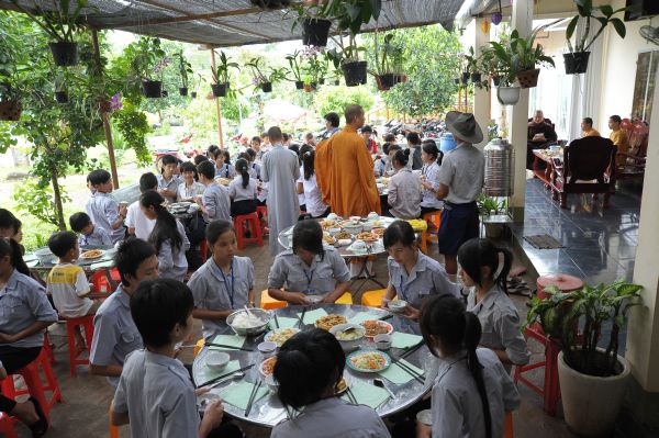 Đồng Nai: Khóa tu một ngày an lạc tại Huyền Trang tự