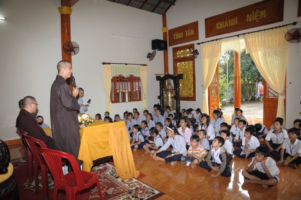Đồng Nai: Khóa tu một ngày an lạc tại Huyền Trang tự