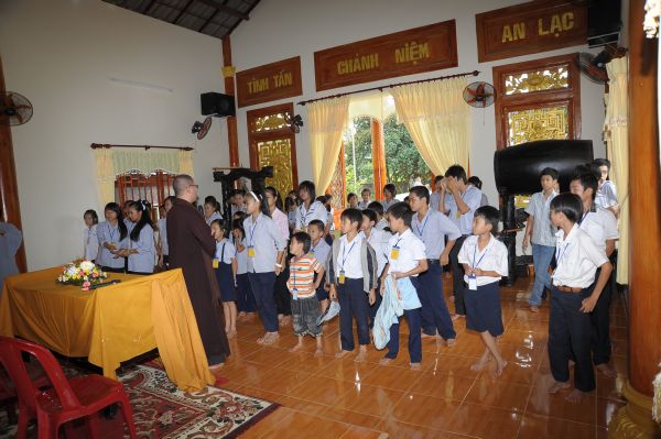 Đồng Nai: Khóa tu một ngày an lạc tại Huyền Trang tự