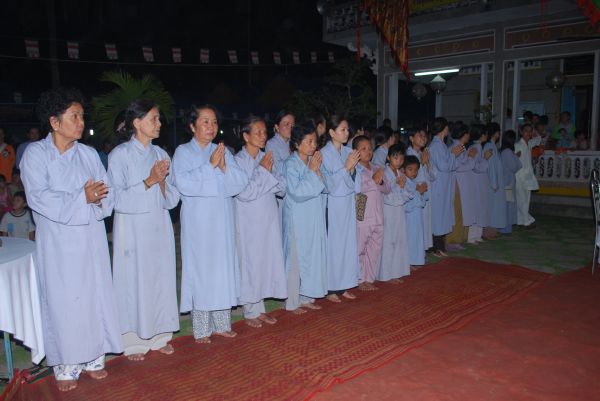 Đồng Tháp: Lễ cung rước Đại tạng kinh và húy kỵ ân sư tại Chùa Quan Âm