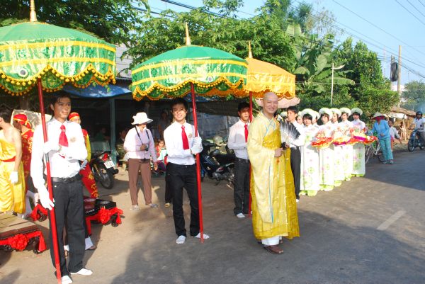 Đồng Tháp: Lễ cung rước Đại tạng kinh và húy kỵ ân sư tại Chùa Quan Âm