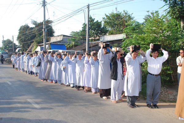 Đồng Tháp: Lễ cung rước Đại tạng kinh và húy kỵ ân sư tại Chùa Quan Âm