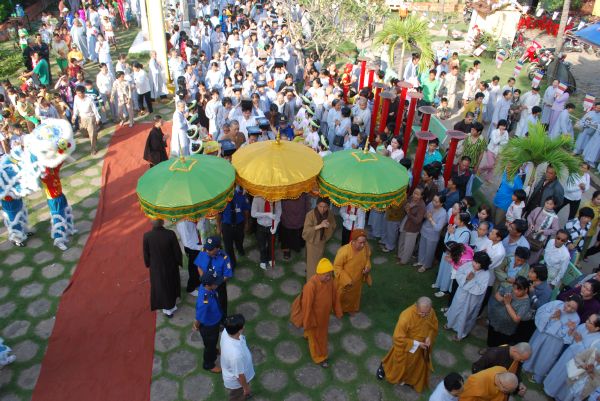 Đồng Tháp: Lễ cung rước Đại tạng kinh và húy kỵ ân sư tại Chùa Quan Âm