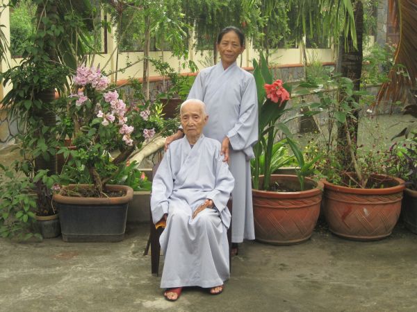 TT Ngọc Lâm, trãi lòng cùng miền Trung ruột thịt