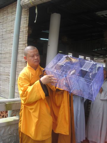 TT Ngọc Lâm, trãi lòng cùng miền Trung ruột thịt