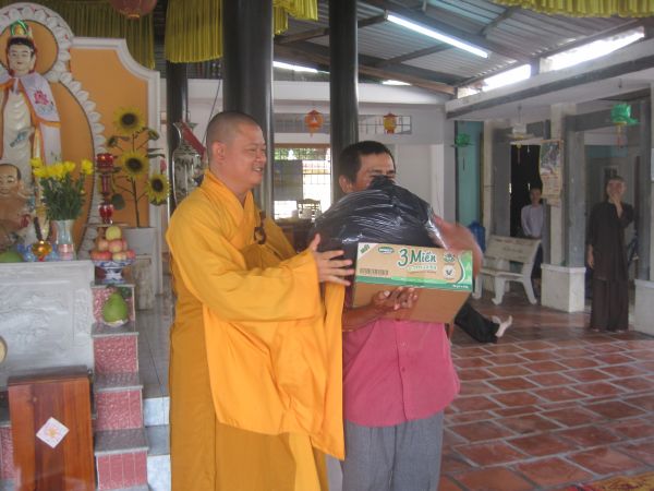 TT Ngọc Lâm, trãi lòng cùng miền Trung ruột thịt