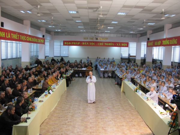 Trường Cao Trung Phật Học TP.HCM mừng lễ hiến chương ngày nhà giáo Việt Nam 20/11