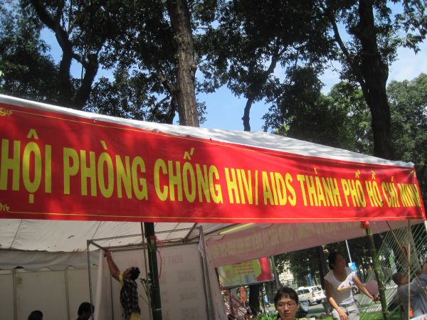 Chùm ảnh Hội trại Thành Phố Hồ Chí Minh 20 năm đương đầu với đại dịch HIV/AIDS